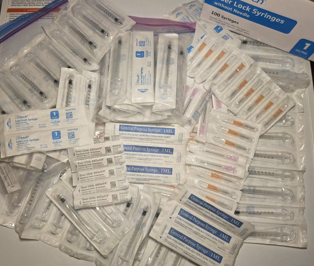 Needles found next to School with kids at play in Portland Oregon